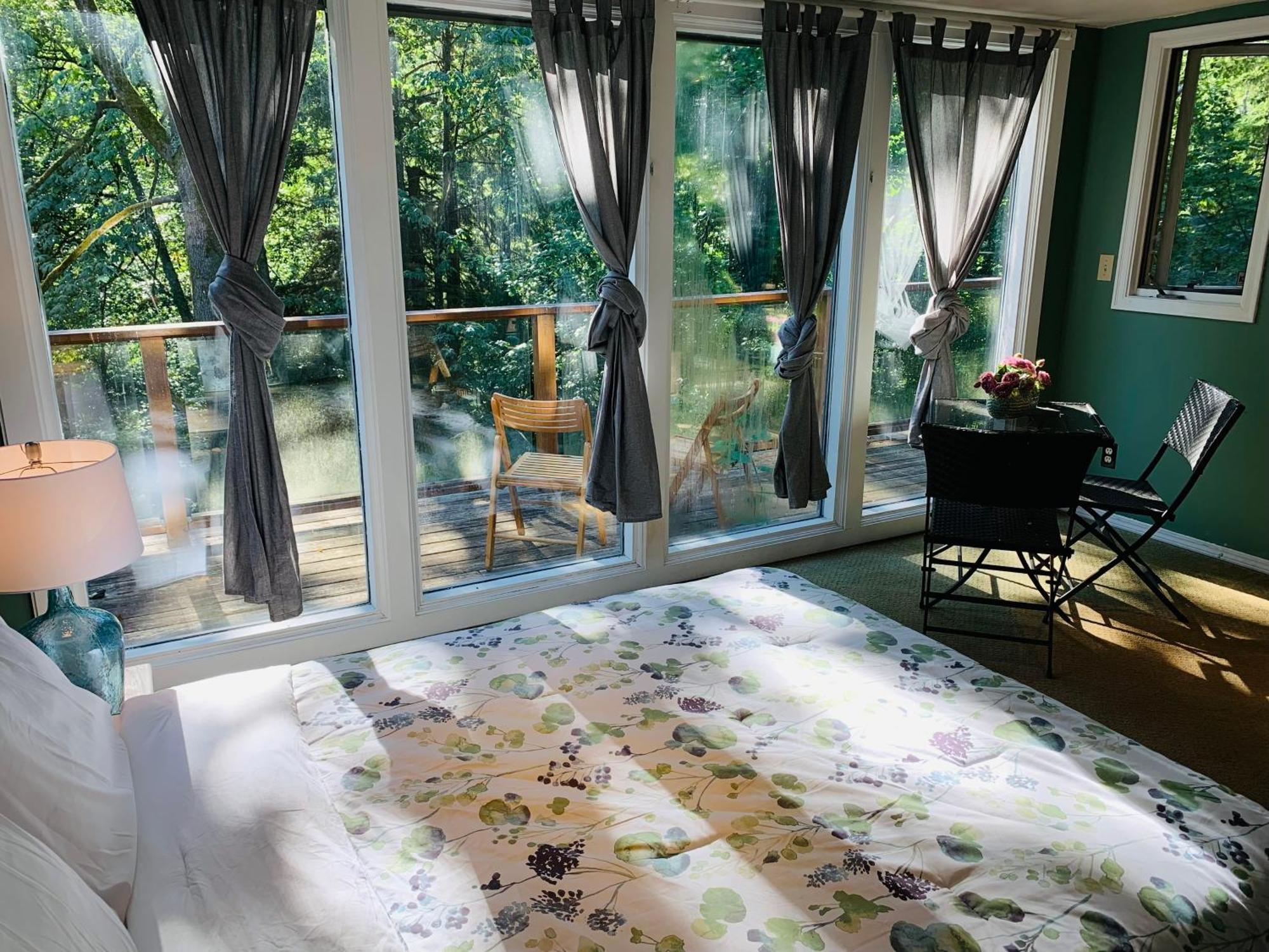 Creekside Private Suite North Vancouver Luaran gambar